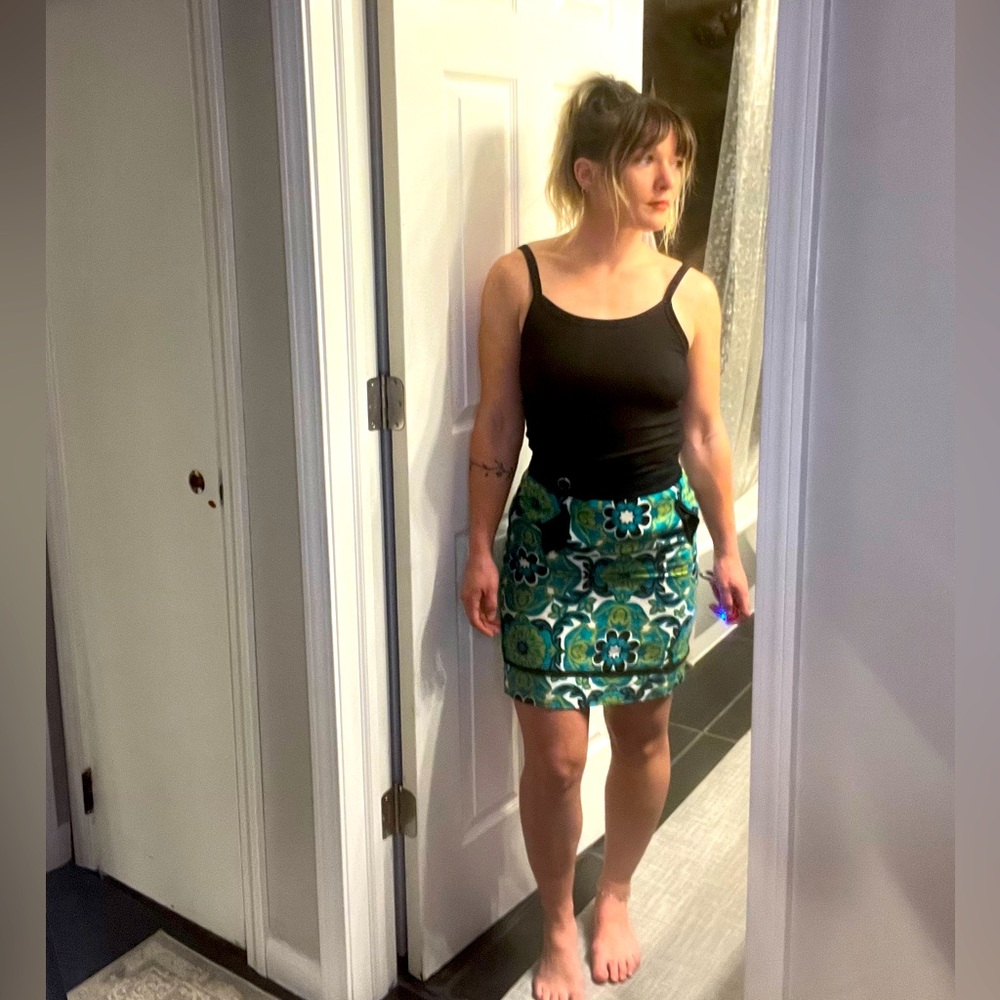 Ann Taylor floral skirt size 0 petite